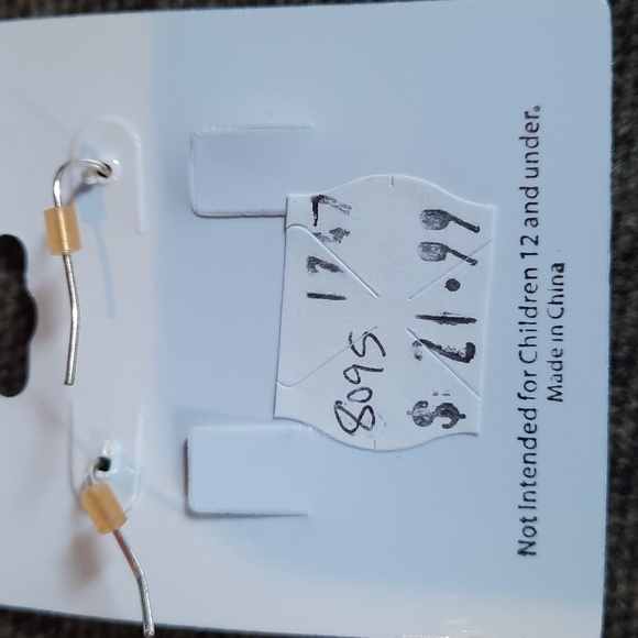 Oval Shape Swirl Turquoise Hand Painted Epoxy Dangle Drop Earrings Pearls - Picture 3 of 3